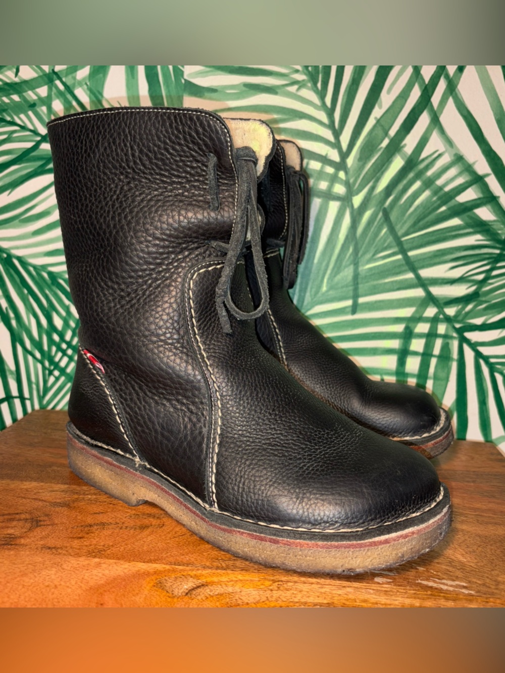 Duckfeet Aarhus Black Leather Sheepskin Lined Boots Women’s 38 7.5-8